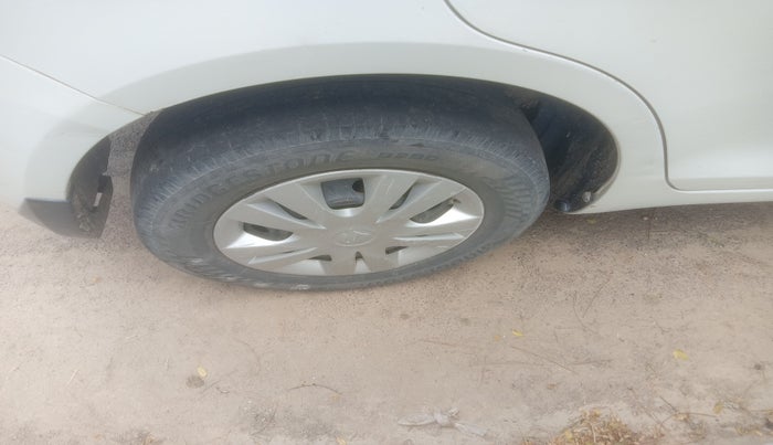 2014 Maruti Swift Dzire VDI, Diesel, Manual, 1,27,822 km, tyre