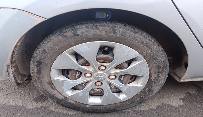 2015 Hyundai Xcent S 1.2, Petrol, Manual, 63,459 km, tyre