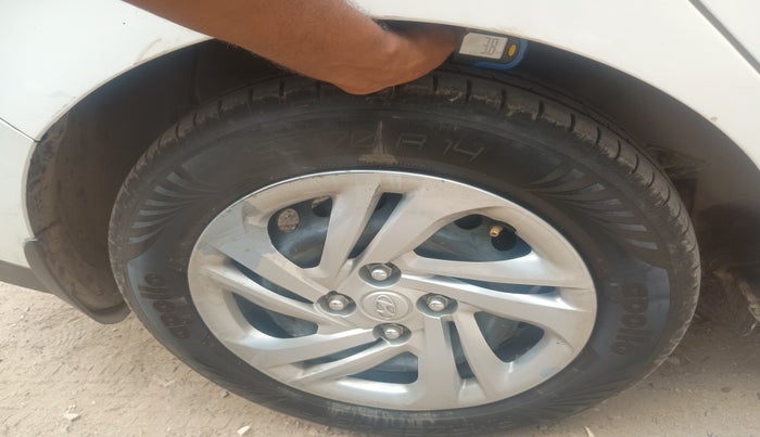 2021 Hyundai AURA S 1.2 CNG, Petrol, Manual, 84,194 km, tyre
