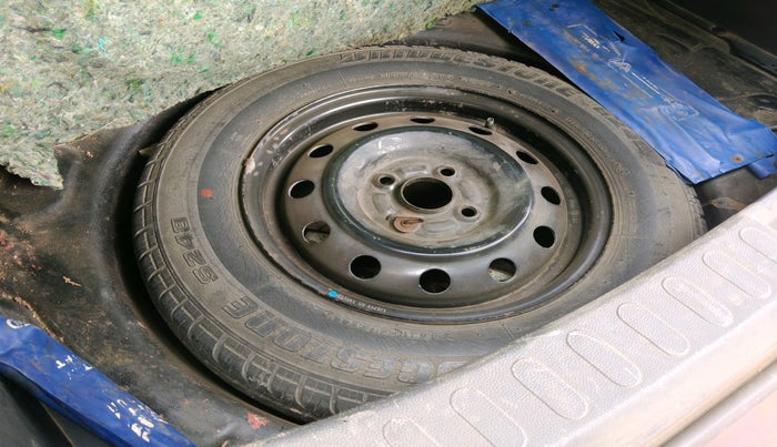 2010 Maruti Ritz VXI, Petrol, Manual, 50,172 km, tyre