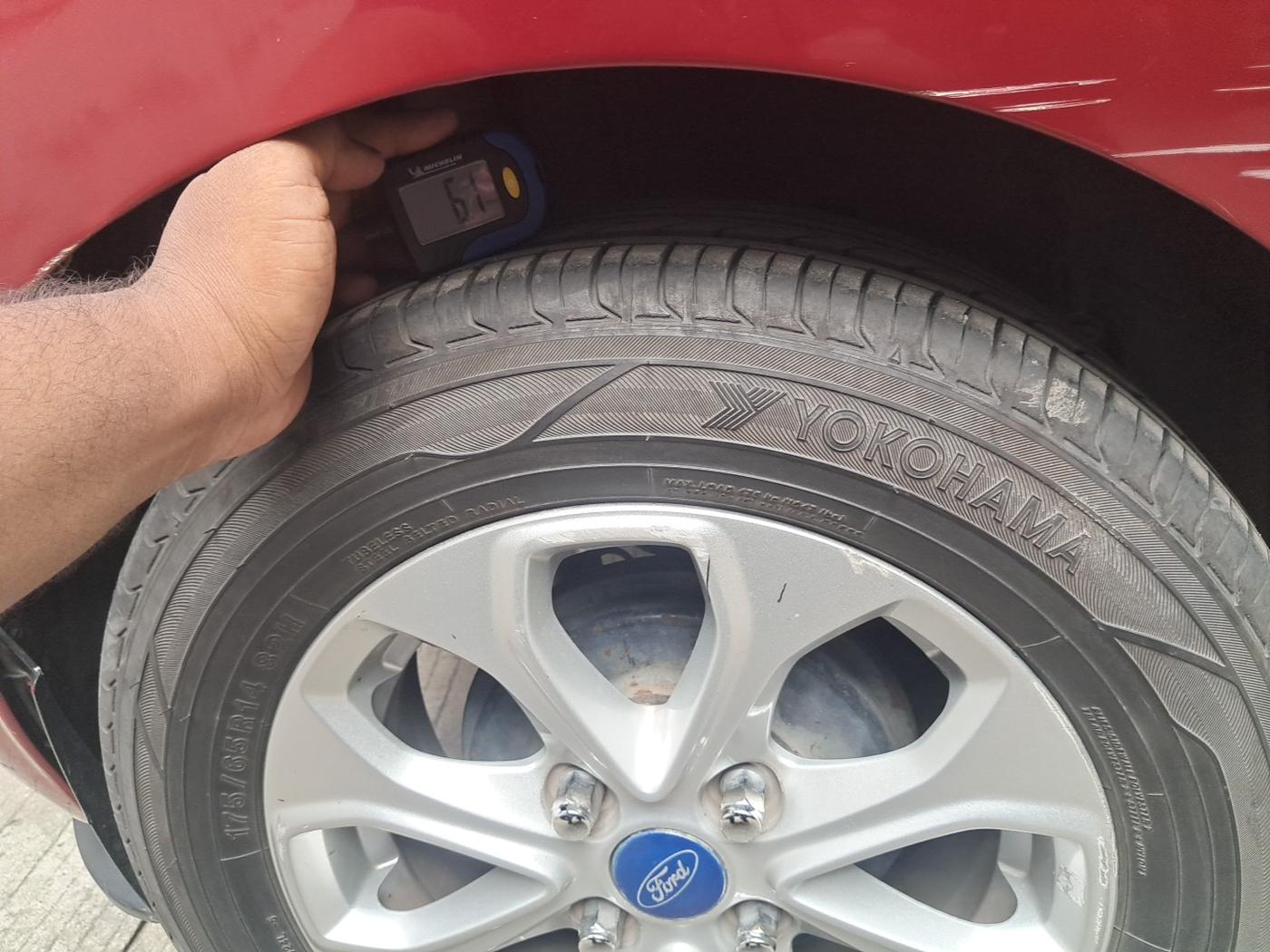 2015 Ford New Figo TITANIUM1.5 DIESEL, Diesel, Manual, 99,536 km, tyre