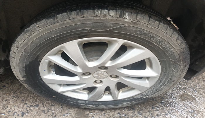 2013 Maruti Swift ZDI, Diesel, Manual, 83,056 km, tyre