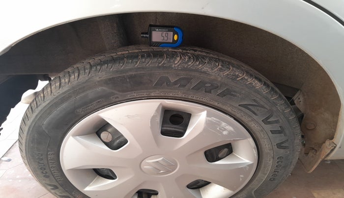 2023 Maruti New Wagon-R VXI CNG 1.0, Petrol, Manual, 32,800 km, tyre