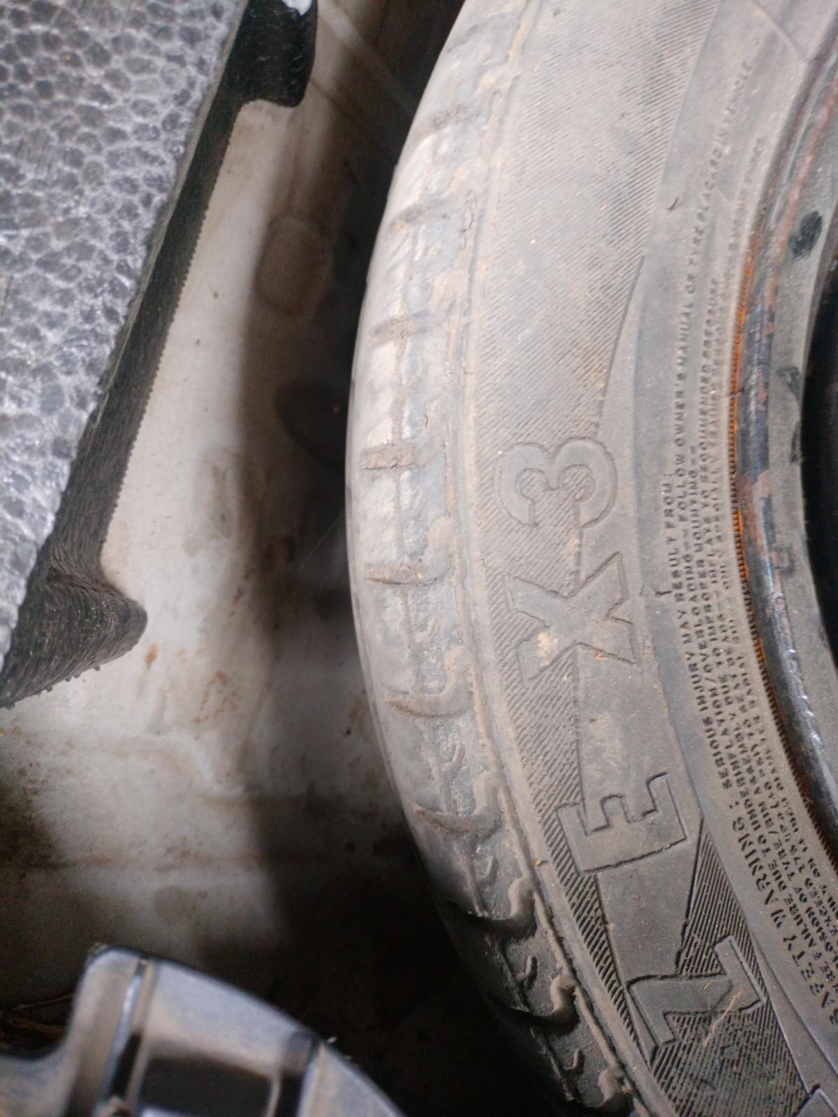 2010 Maruti Wagon R 1.0 VXI, Petrol, Manual, 96,866 km, tyre
