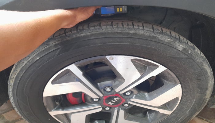 2020 KIA SONET GTX PLUS 1.5 AT, Diesel, Automatic, 87,960 km, tyre
