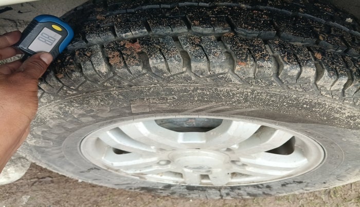 2013 Mahindra Scorpio VLX 2WD AIRBAG, Diesel, Manual, 2,36,224 km, tyre