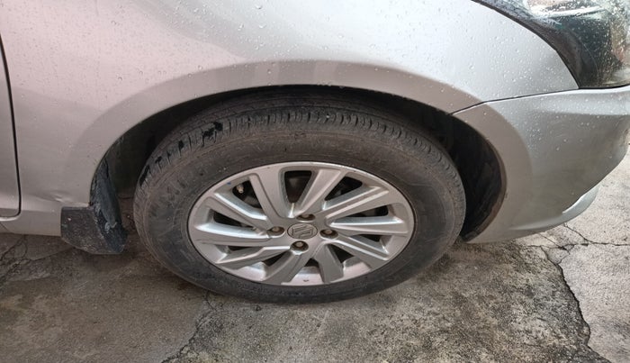 2016 Maruti Swift Dzire ZXI, Petrol, Manual, 1,44,691 km, tyre