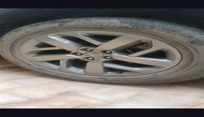 2022 Tata Safari XT PLUS, Diesel, Manual, 49,119 km, tyre