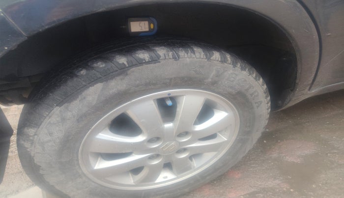 2014 Maruti Ritz ZXI, Petrol, Manual, 48,588 km, tyre