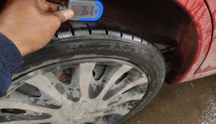 2014 Maruti Wagon R 1.0 VXI, Petrol, Manual, 48,542 km, tyre