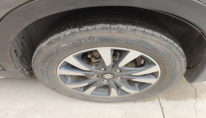 2020 Maruti S Cross ALPHA 1.3, Diesel, Manual, 95,142 km, tyre