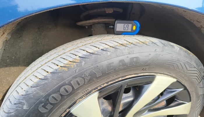 2016 Maruti Baleno DELTA PETROL 1.2, Petrol, Manual, 1,41,692 km, tyre