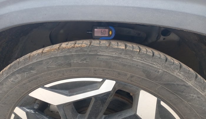 2024 KIA SELTOS HTX IVT, Petrol, Automatic, 18,401 km, tyre