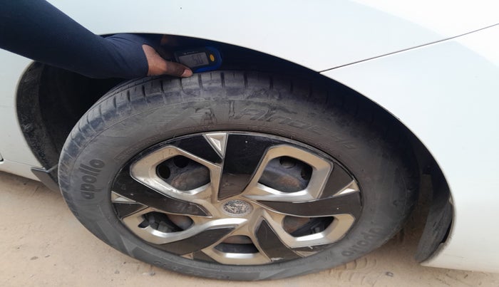 2022 Maruti Baleno DELTA PETROL 1.2, Petrol, Manual, 42,961 km, tyre