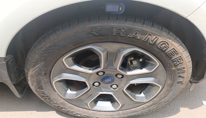 2019 Ford Ecosport TITANIUM 1.5L SPORTS(SUNROOF) DIESEL, Diesel, Manual, 53,386 km, tyre