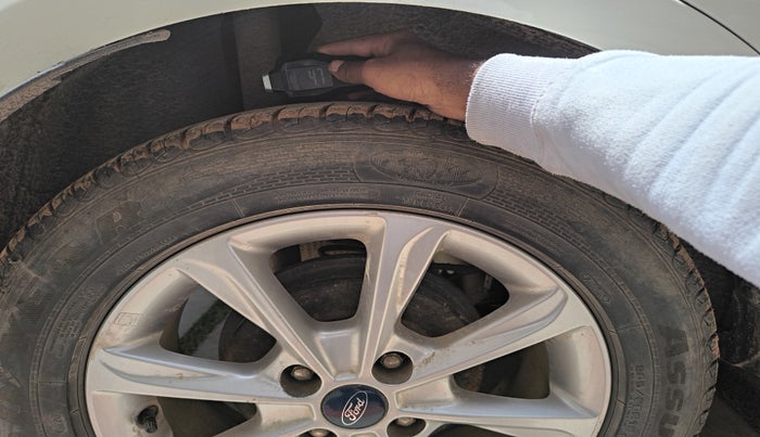2021 Ford Ecosport TITANIUM 1.5 SPORTS(SUNROOF) PETROL, Petrol, Manual, 43,166 km, tyre