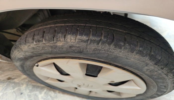 2011 Maruti Alto K10 VXI, Petrol, Manual, 59,106 km, tyre