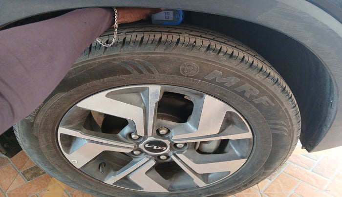2023 KIA SONET HTX 1.0 IMT, Petrol, Manual, 8,591 km, tyre