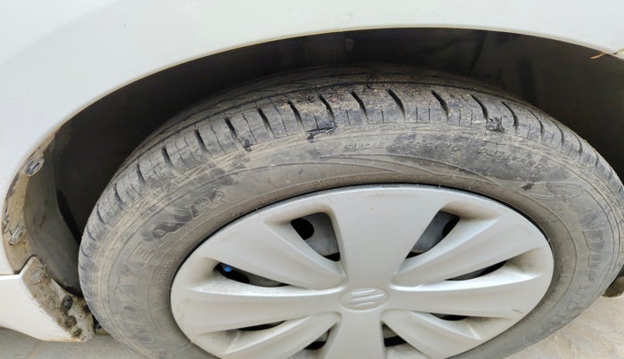 2018 Maruti Ertiga VXI, Petrol, Manual, 73,637 km, tyre
