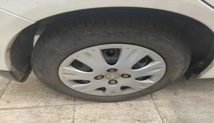 2015 Honda Amaze 1.2L I-VTEC S, Petrol, Manual, 68,725 km, tyre