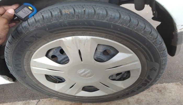 2013 Maruti Wagon R 1.0 VXI, Petrol, Manual, 77,633 km, tyre