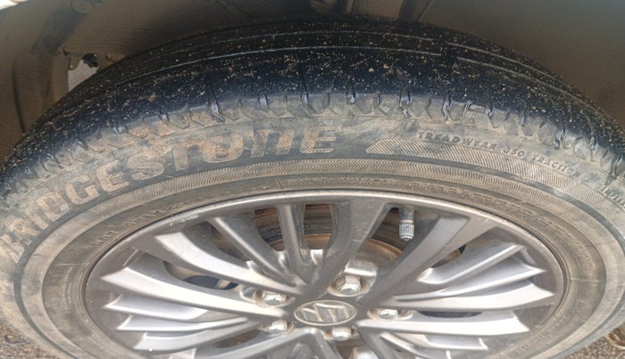 2020 Maruti Ertiga ZXI AT SHVS, Petrol, Automatic, 66,097 km, tyre
