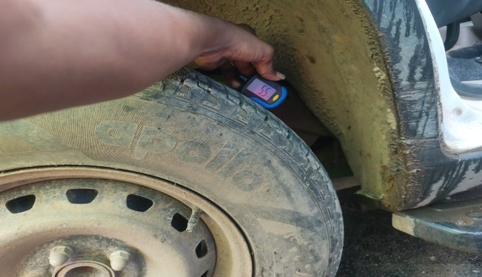 2023 Mahindra BOLERO NEO N 8, Diesel, Manual, 27,000 km, tyre