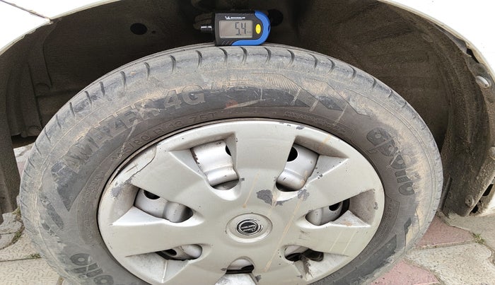 2017 Maruti Wagon R 1.0 LXI CNG, Petrol, Manual, 1,13,763 km, tyre