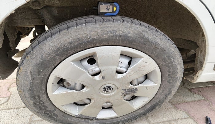 2017 Maruti Wagon R 1.0 LXI CNG, Petrol, Manual, 1,13,763 km, tyre