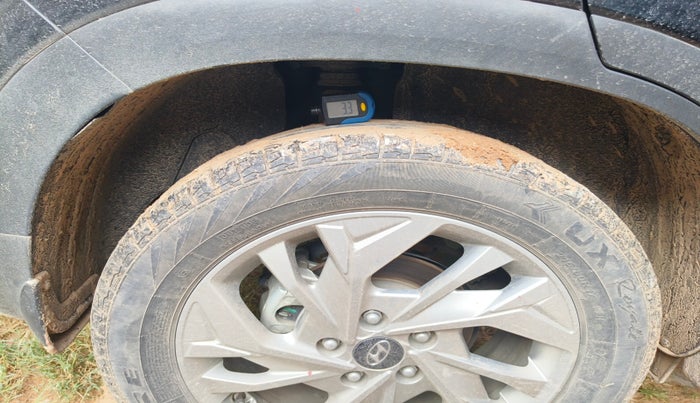 2022 Hyundai Creta SX 1.5 PETROL, Petrol, Manual, 39,371 km, tyre
