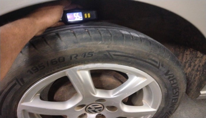2013 Volkswagen Vento HIGHLINE DIESEL 1.6, Diesel, Manual, 80,036 km, tyre