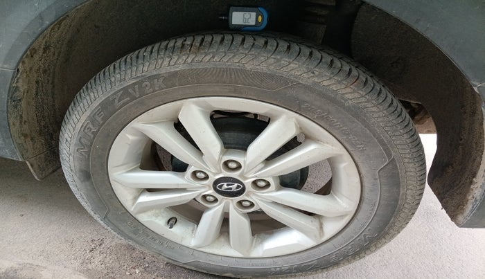 2016 Hyundai Creta SX PLUS 1.6 PETROL, Petrol, Manual, 96,713 km, tyre