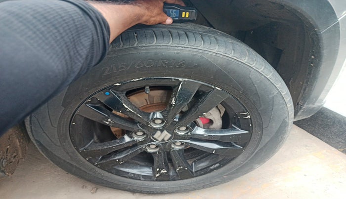 2018 Maruti Vitara Brezza ZDI PLUS, Diesel, Manual, 1,12,373 km, tyre