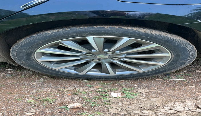 2021 Maruti Ciaz ALPHA 1.5 SHVS PETROL, Petrol, Manual, 22,119 km, tyre