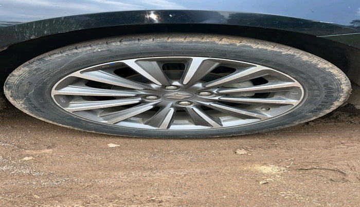 2021 Maruti Ciaz ALPHA 1.5 SHVS PETROL, Petrol, Manual, 22,119 km, tyre