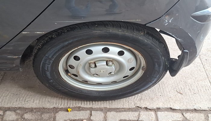 2011 Hyundai i10 ERA 1.1, Petrol, Manual, 59,859 km, tyre