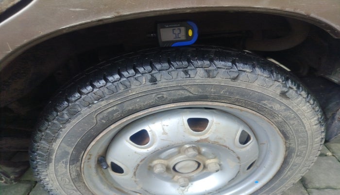 2010 Maruti Zen Estilo LXI, Petrol, Manual, 70,208 km, tyre