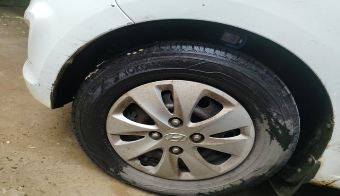 2012 Hyundai i10 MAGNA 1.1, Petrol, Manual, 76,495 km, tyre