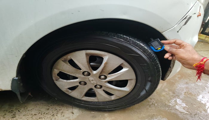 2012 Hyundai i10 MAGNA 1.1, Petrol, Manual, 76,495 km, tyre