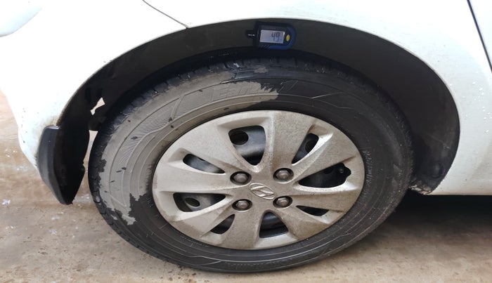 2012 Hyundai i10 MAGNA 1.1, Petrol, Manual, 76,495 km, tyre