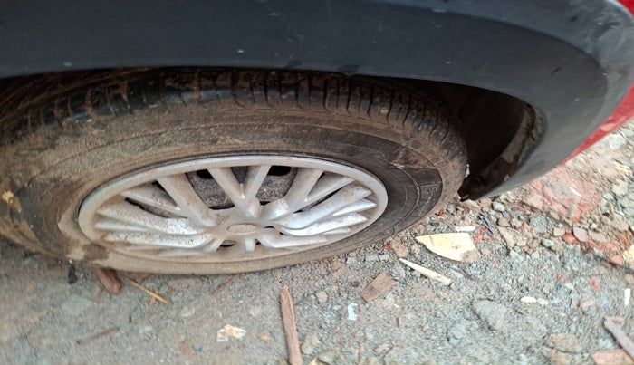 2018 Mahindra KUV 100 NXT K2+ P 6 STR, Petrol, Manual, 50,450 km, tyre