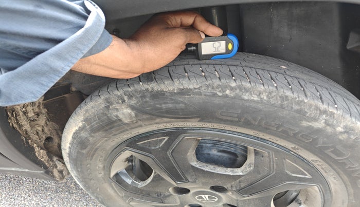 2024 Tata PUNCH ACCOMPLISHED MT CNG, Petrol, Manual, 32,676 km, tyre