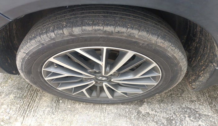 2021 Hyundai Tucson GLS 2WD AT DIESEL, Diesel, Automatic, 72,548 km, tyre