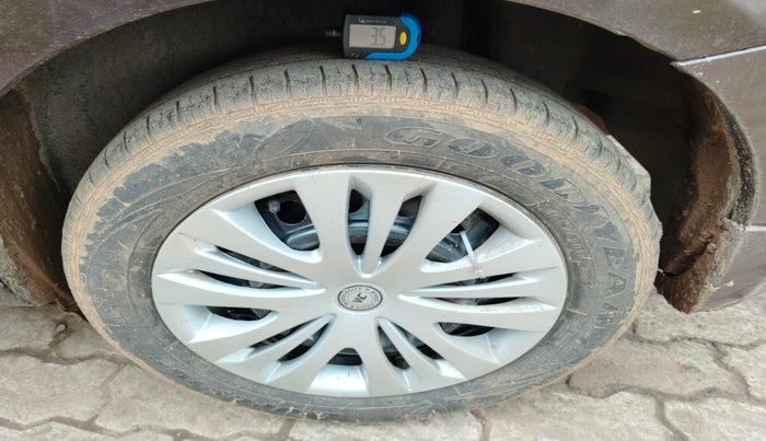 2017 Maruti Ciaz DELTA DIESEL 1.3, Diesel, Manual, 1,32,350 km, tyre