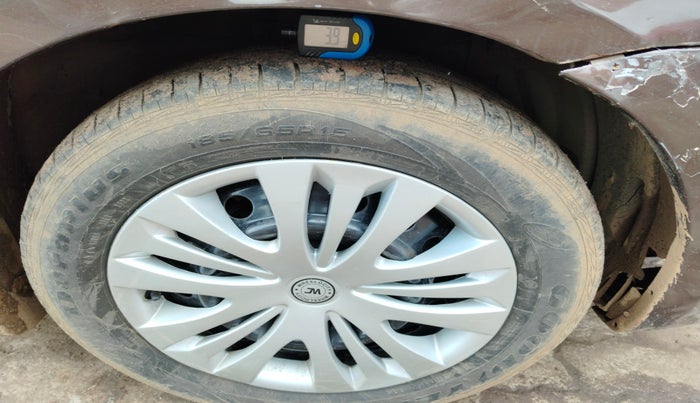 2017 Maruti Ciaz DELTA DIESEL 1.3, Diesel, Manual, 1,32,350 km, tyre