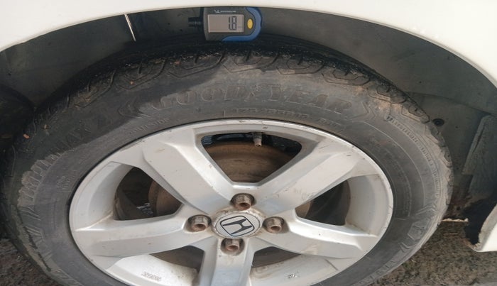2011 Honda City 1.5L I-VTEC V MT, Petrol, Manual, 2,59,596 km, tyre