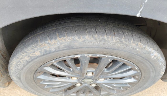 2021 Maruti XL6 ALPHA AT, Petrol, Automatic, 48,047 km, tyre