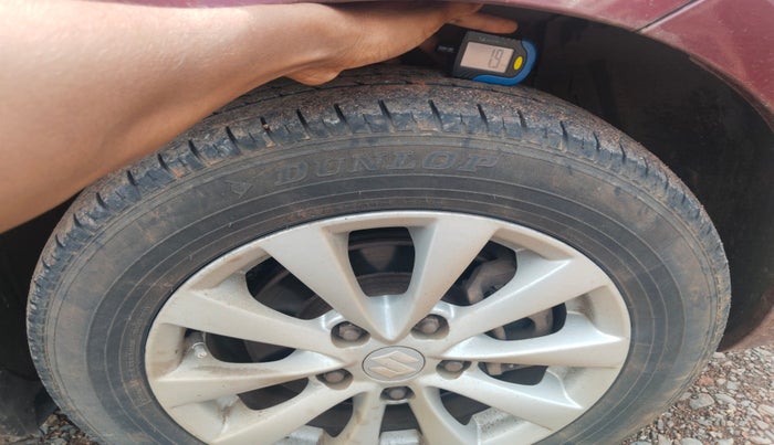 2013 Maruti Ertiga ZXI, Petrol, Manual, 97,000 km, tyre