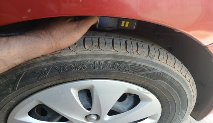 2010 Hyundai i10 SPORTZ 1.2, Petrol, Manual, 64,161 km, tyre