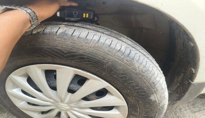 2015 Maruti Swift VDI, Diesel, Manual, 1,28,771 km, tyre